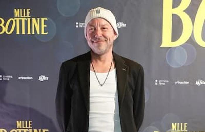 [PHOTOS] Antoine Bertrand und Catherine-Anne Toupin glänzen auf dem roten Teppich bei der Montreal-Premiere des Films „Mlle Bottine“