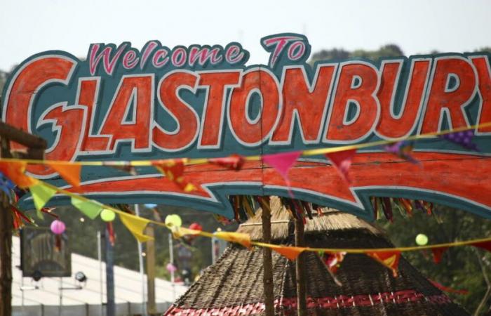 Musik. Für mehr als 450 Euro waren die Tickets für das Glastonbury Festival innerhalb von 35 Minuten ausverkauft