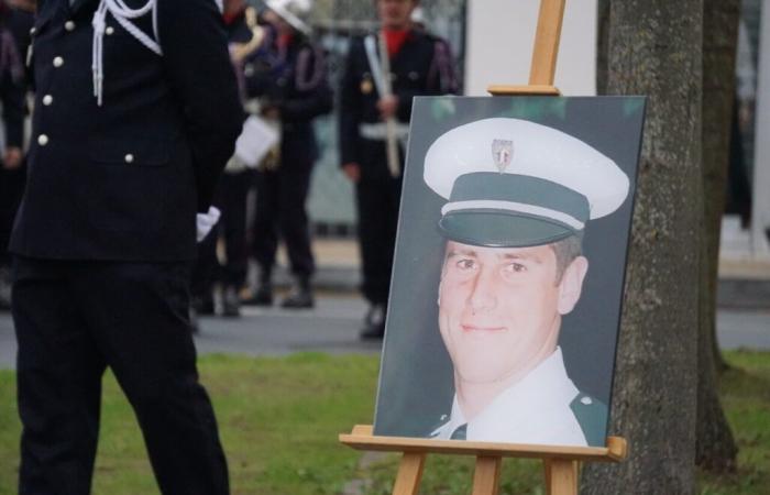 Nach dem heldenhaften Opfer dieses Polizisten gibt das Rathaus einem Platz seinen Namen