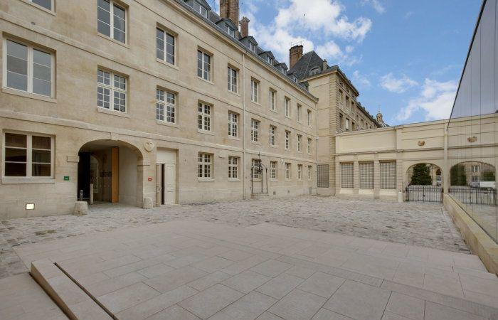 „Châteauform“ findet im Institut de France statt