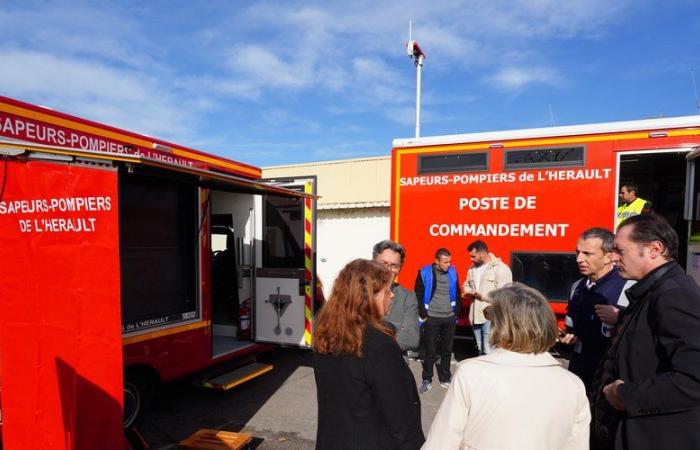 Ein Kraftstoffleck führt zu einer Explosion und einem Brand an einem als Seveso klassifizierten Standort in Frontignan