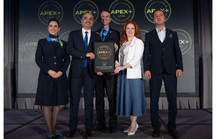 AJet gewinnt den ersten internationalen APEX-Preis