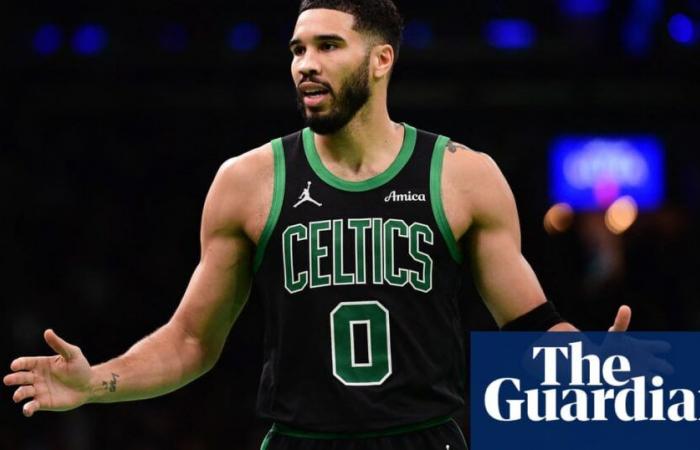 Tatum schießt 33, als die Celtics die 15-Spiele-Siegesserie der Cavs zum Saisonauftakt brechen | NBA