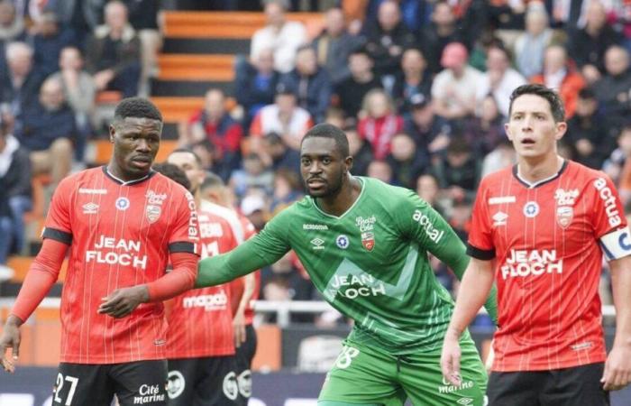 FC Lorient. Yvon Mvogo weigerte sich letzten Sommer, bei Manchester United zu unterschreiben