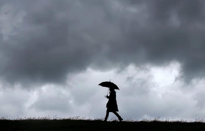 70 Dienststellen sind an diesem Dienstag in Alarmbereitschaft wegen starker Winde und Überschwemmungsrisiken