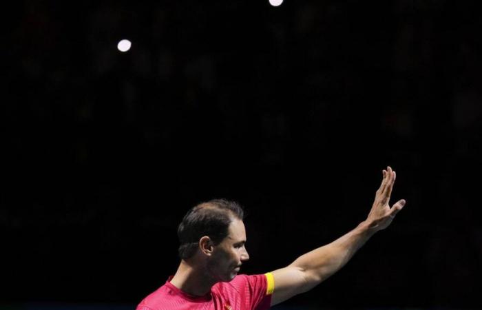 Rafael Nadal hängt nach der Viertelfinalniederlage im Davis Cup seine Schläger an den Nagel