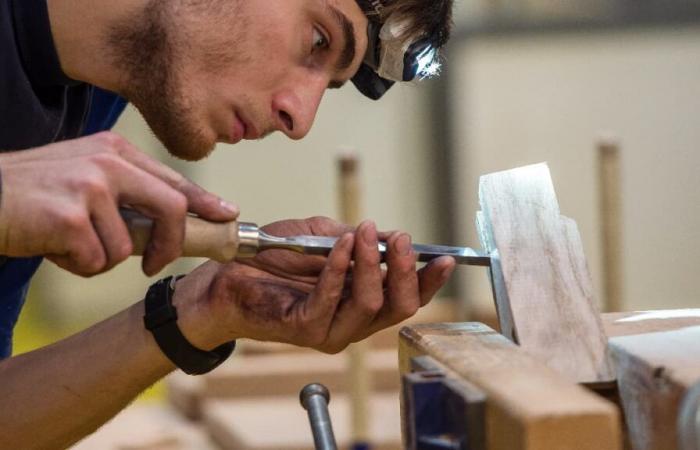 In Saint-Pol-de-Léon bewahrt der ultimative Holzschuhhersteller im Finistère eine verschwindende Tradition