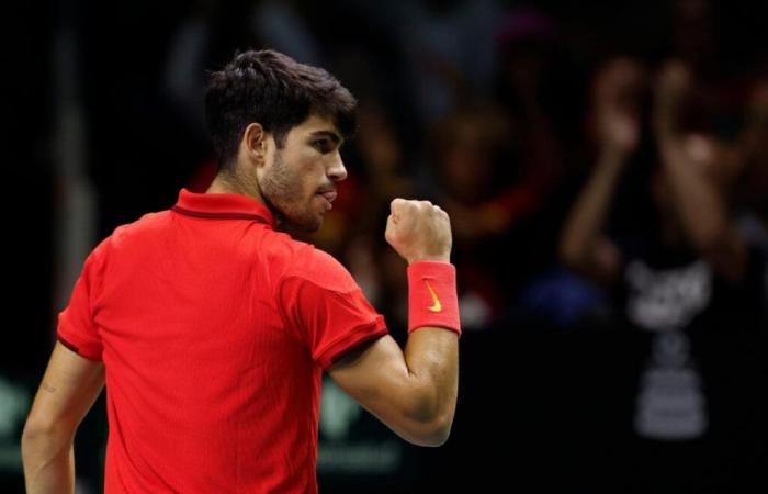 Davis Cup: Carlos Alcaraz verkleidet sich als Nadal und unterzeichnet das Unentschieden gegen Griekspoor