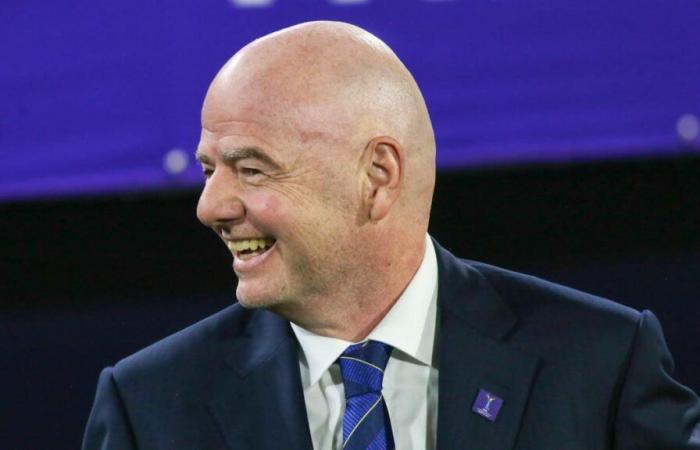 Fußball: Gianni Infantino ließ seinen Namen in die Klub-WM-Trophäe eingravieren