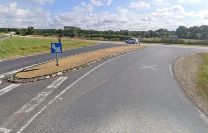 Mehrere Monate Arbeit für den Bau eines Kreisverkehrs auf dieser stark befahrenen Strecke im Cotentin