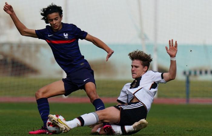 Ein zweites Wunder für Ayyoub Bouaddi (LOSC) und das Team France Espoirs