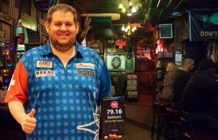 Der Schweizer Stefan Bellmont bei der Darts-Weltmeisterschaft