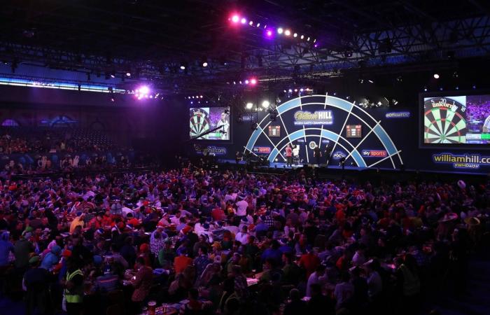 Der Schweizer Stefan Bellmont bei der Darts-Weltmeisterschaft