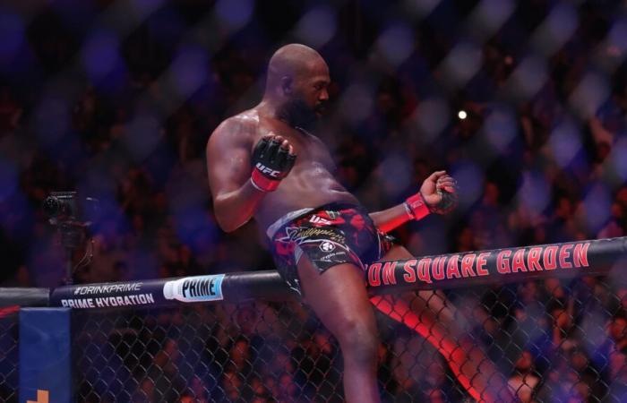 Jon Jones, Zweiter in allen Kategorien, Dana White greift die „Clowns“ an, die die Rangliste bestimmen und KI wollen