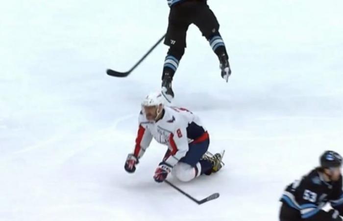 Alex Ovechkin verlässt das Capitals-Spiel unter Schmerzen nach einem besorgniserregenden Zusammenstoß