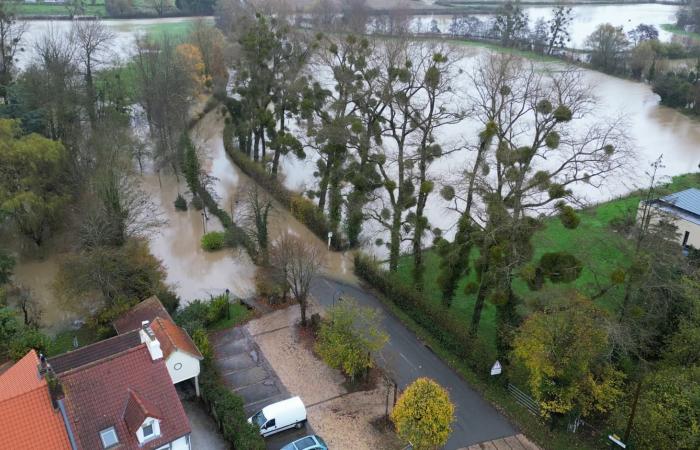 Bilder von Hesdigneul-lès-Boulogne, überschwemmt durch den Überlauf der Liane