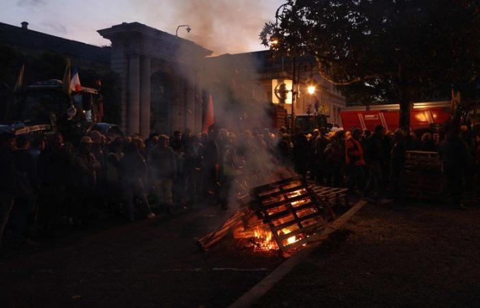 DIREKT. Wut der Landwirte: Gewerkschaftsführer am Dienstagabend gewaltsam aus der Präfektur in Agen vertrieben, diesen Mittwoch neue Aktionen in Frankreich