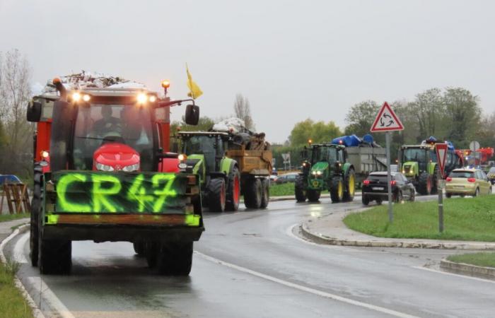 Nach einem verrückten Abend verlassen die Bauern von Lot-et-Garonne Agen, um Bordeaux zu blockieren