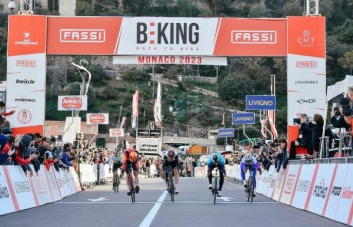 Radfahren. Straße – Tadej Pogacar und eine Sternenparade zum 4. Beking Monaco