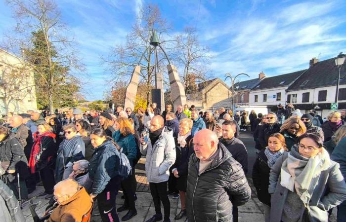 Nogent-sur-Oise. Die Einwohner von Nogent würdigten zu Hunderten ihren ersten Stellvertreter, Hervé Roberti