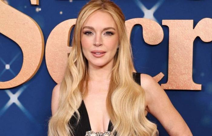 Lindsay Lohan sorgt bei der Premiere ihrer romantischen Weihnachtskomödie „Our Little Secret“ für Aufsehen.