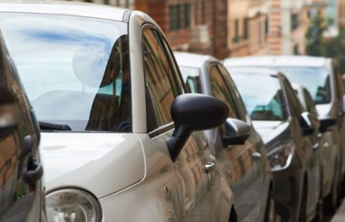 Bezahltes Parken: Der Staatsrat legt den rechtlichen Rahmen für die Nutzung der Fahrzeuggeolokalisierung fest