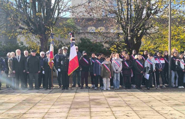 Nogent-sur-Oise. Die Einwohner von Nogent würdigten zu Hunderten ihren ersten Stellvertreter, Hervé Roberti