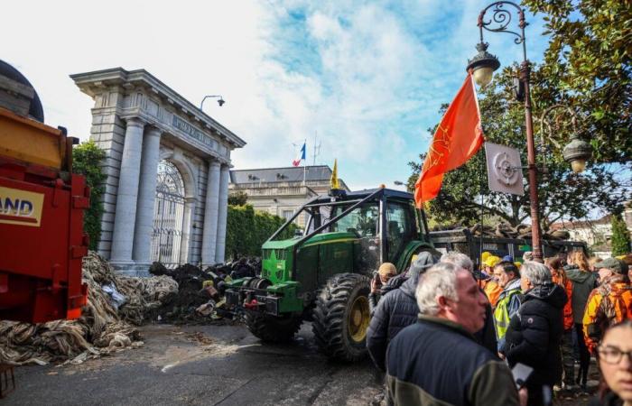 Blockaden und Schäden seien „nicht akzeptabel“, sagt der Landwirtschaftsminister, gegenüber einer Blockade der Lebensmittelfracht?