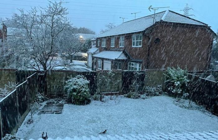 Wetter in Großbritannien: Neue Schnee- und Eiswarnungen ausgegeben, da Meteorologen vor weiteren Reiseunterbrechungen warnen | Britische Nachrichten