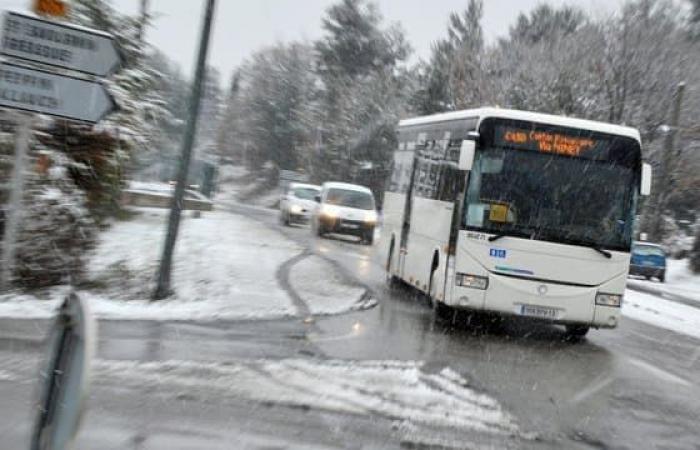 Schultransport ab diesem Donnerstagabend verboten, über Nacht wird mit Frost gerechnet