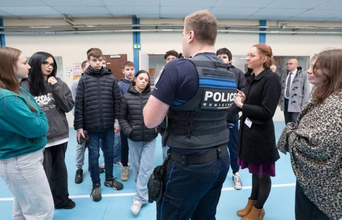 CHENÔVE: Die Berufsoberschule trägt den Namen Roland Carraz