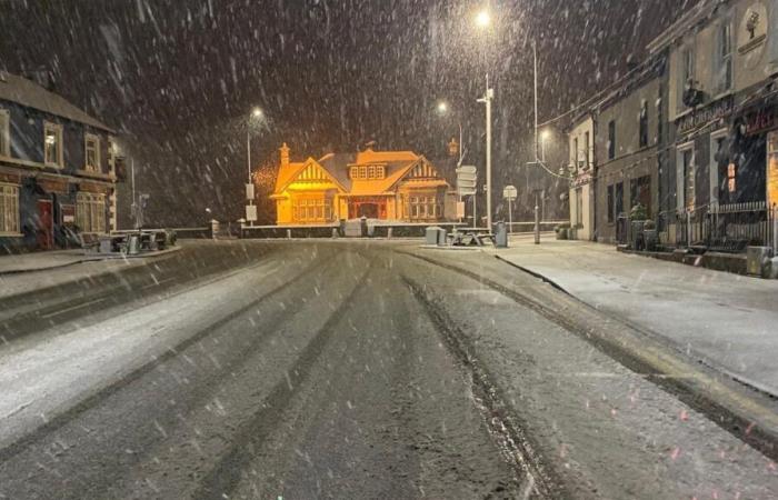 „Tückische Bedingungen“, da im Süden und Westen Schnee fällt