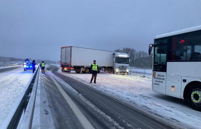 die A36 gesperrt, Stromausfälle im Jura, Dutzende Verkehrsunfälle