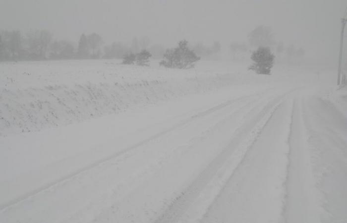 Im Südkanal liegt Schnee und die Verkehrsbedingungen sind schwierig