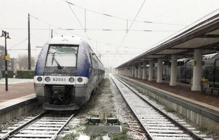 Schnee in der Normandie. Züge hielten an, Passagiere wurden evakuiert, der SNCF-Verkehr wurde eingestellt