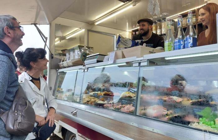 Der „Wandermarkt“ in der Dordogne oder wie man „mitten im Nirgendwo“ ein bisschen von allem findet