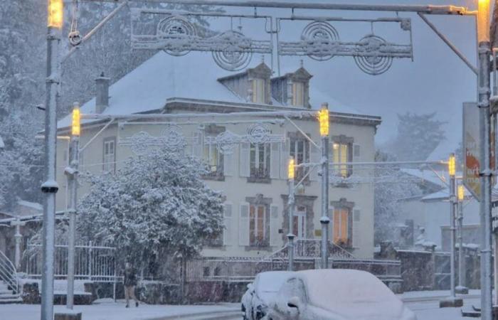 Bilder. Ob in Vittel oder anderswo, Schnee bedeckt die gesamte Vogesenebene