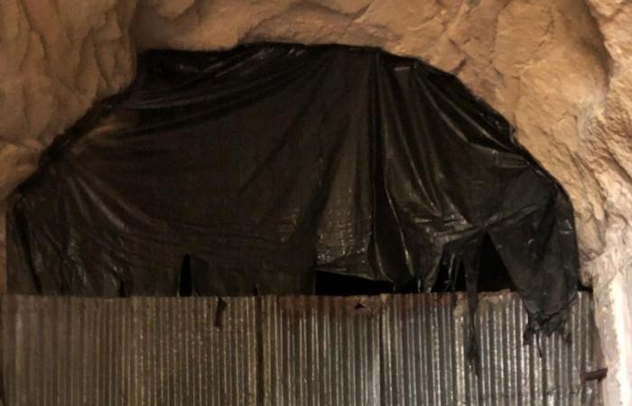 Ein Bassengeois blockiert den Eingang zur Trou Loulou-Höhle: „Es besteht die Gefahr, dass eine Kolonie von 750 Fledermäusen am Winterschlaf gehindert wird“