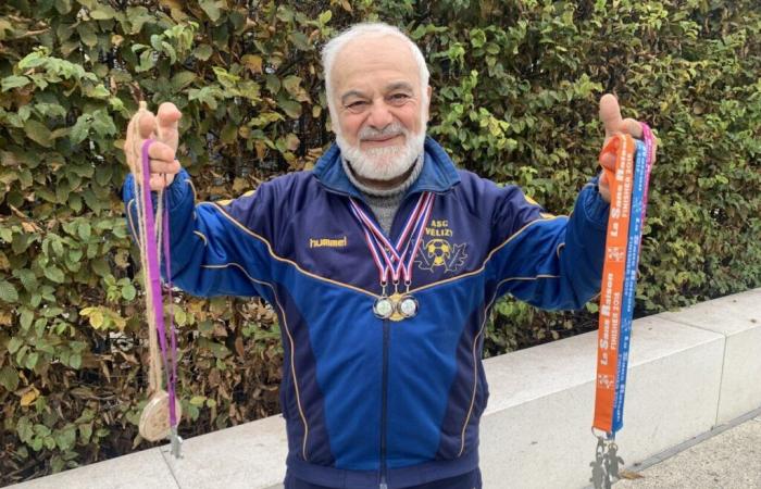 Mit fast 80 Jahren wird er La Sans Raison in Yvelines laufen und eine zehnte Medaille gewinnen!