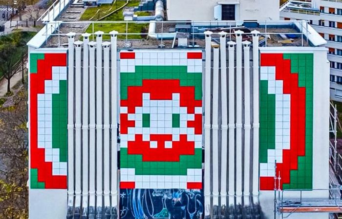 Straßenkunst in Paris: Invader enthüllt ein riesiges Werk über dem Place d’Italie