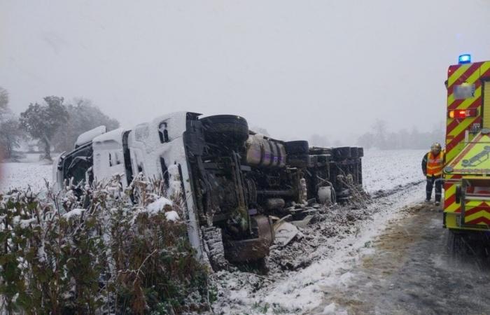 Schnee verursacht Unfälle im Ärmelkanal