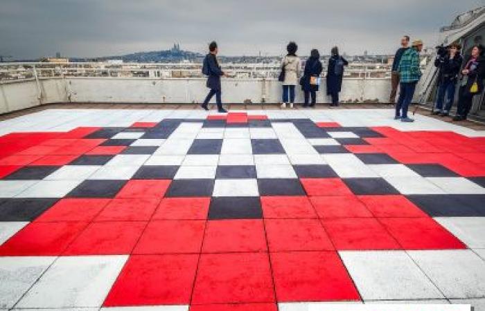 Straßenkunst in Paris: Invader enthüllt ein riesiges Werk über dem Place d’Italie