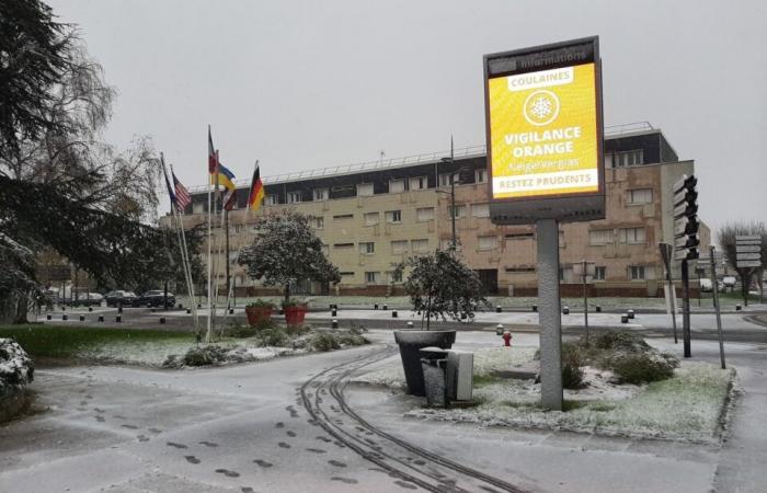 blockierte LKWs, Unfälle und schwieriger Verkehr auf den Straßen