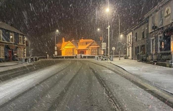 „Tückische Bedingungen“, da im Süden und Westen Schnee fällt