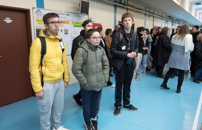 CHENÔVE: Die Berufsoberschule trägt den Namen Roland Carraz