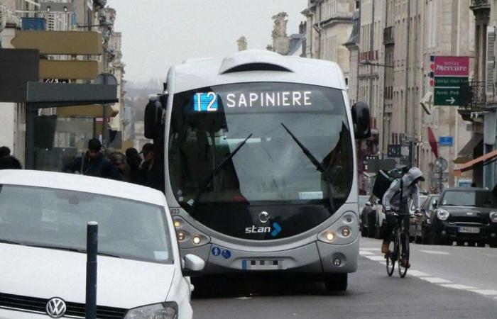 Viele Busse mussten an diesem Donnerstagmorgen zum Depot zurückkehren