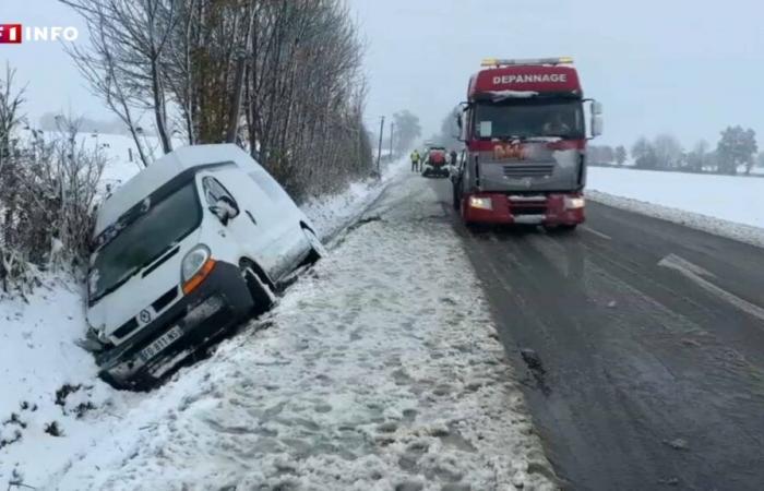 „Alle fünf Minuten ein Auto im Graben“: Autofahrer im Westen Frankreichs von Schnee überrascht