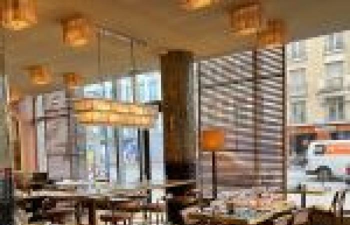 Silvesterbrunch 2025 in einem Restaurant in Paris am 1. Januar 2025