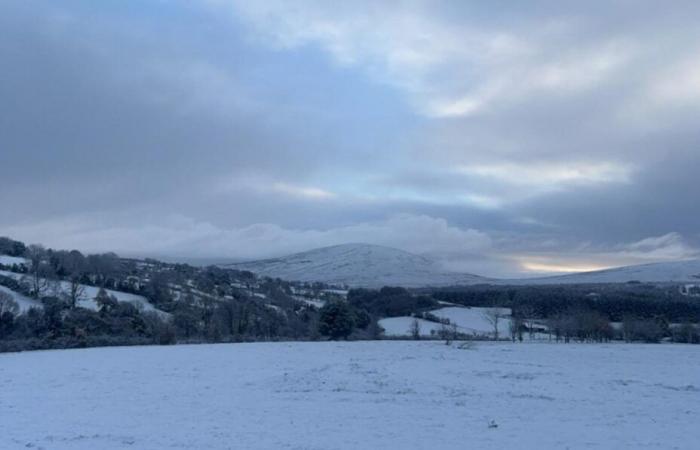 Schneeszenen in Teilen der Grafschaft Derry, während die Temperaturen über Nacht sinken