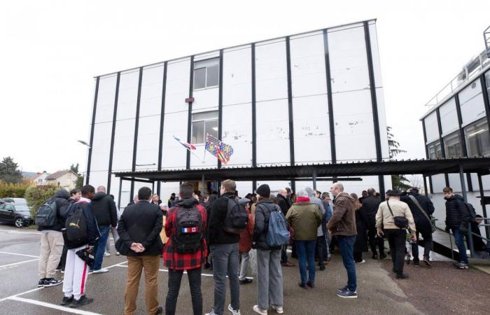 CHENÔVE: Die Berufsoberschule trägt den Namen Roland Carraz